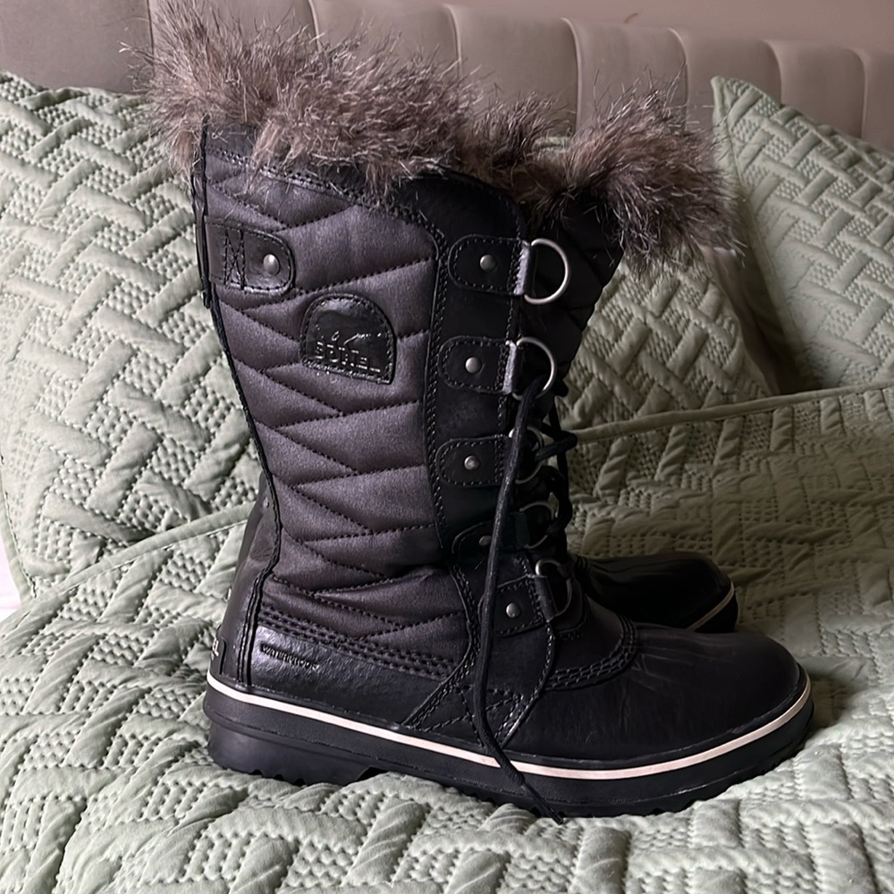 Sorel - Tofino II - Winter Boots - Black - Women's - 8 - NL2332-010